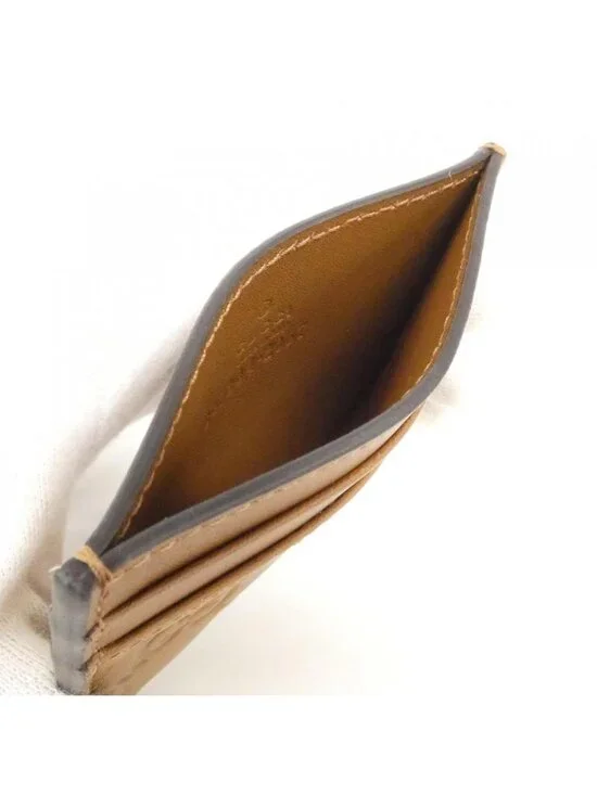 Gucci GG Emblem Card Case - Picture 3 of 3